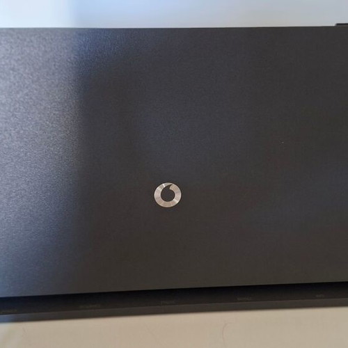 Vodafone Power Station Wi-Fi 6 Router SHG3060 and Huawei ONT HG8010Hv6-10 like new