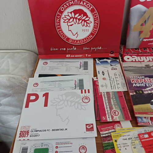 Olympiacos collection used with various items