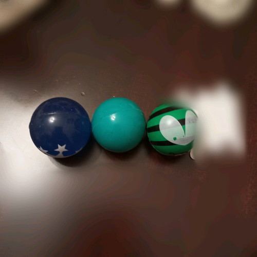 Trelobales like new, set of 3 balls for play