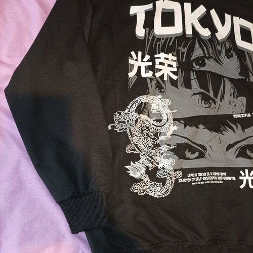 Sweatshirt new, black, size small with long sleeves