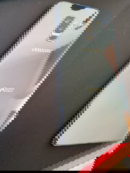 Πωλείται Samsung Galaxy S9 edge.
