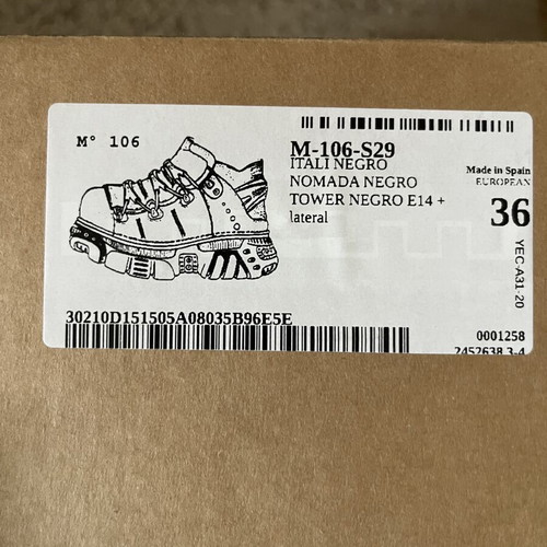 New Rock boots size 36 like new, black with box