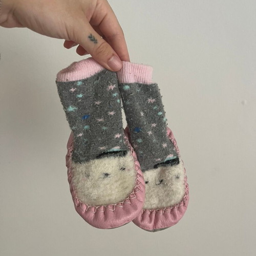 Du pareil au même leather slipper socks used, size around 20