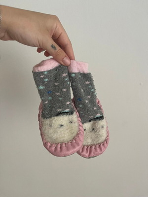 Du pareil au même leather slipper socks used, size around 20