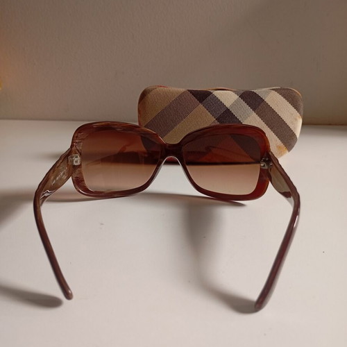 Burberry women's sunglasses like new, burgundy brown