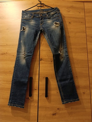 Eva denim pants used, elastic with rips size M