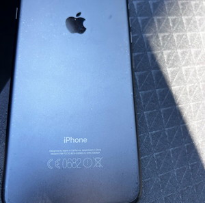 iPhone 7 plus 256GB αγρατζούνιστο