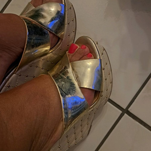 Mules platform Fred like new, gold color, size 36