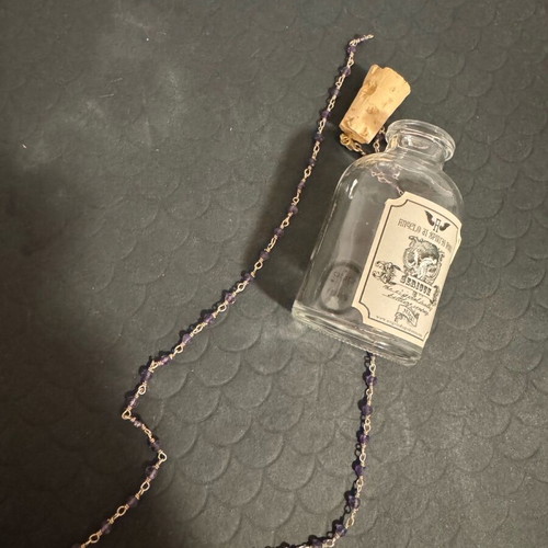 Spirito Rosa 925 necklace like new, purple