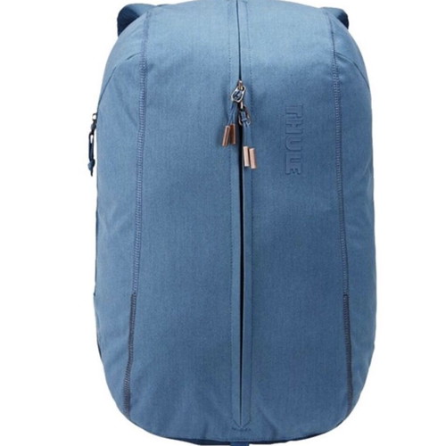 Thule backpack for 15.6'' laptop like new, blue