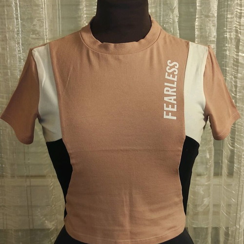 Jennyfer Fearless athletic crop top like new, size S, beige and white
