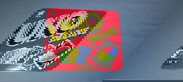 UNO DELUXE