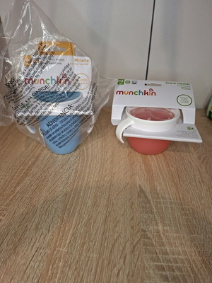 Εκπαιδευτικό ποτηράκι Miracle 360⁰ 6M+ και Snack Catcher Munchkin 12M+ καινούργια