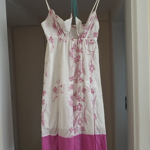 BCBG Maxazria Y2K dress like new, Summer Roberts The O.C. style