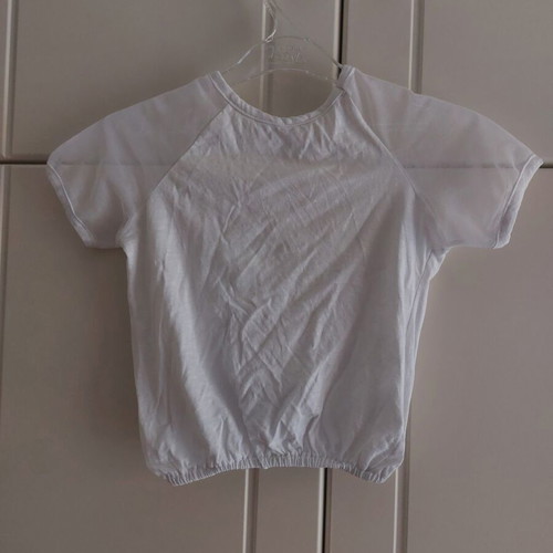 White Gelato T-shirt size 8 like new with tulle sleeves