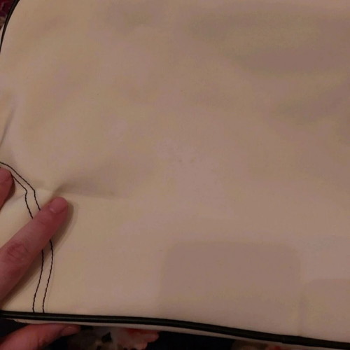 Elle travel bag used, white and cream