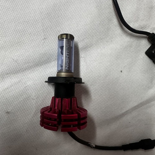 H4 Xenon Kit 8000K used car bulbs with partial function