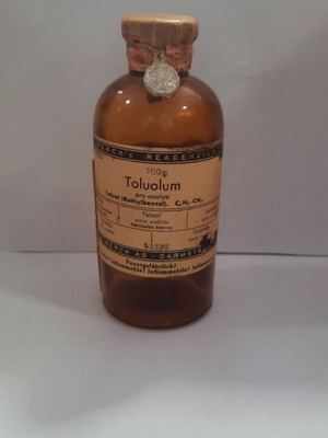 Merck & Co Antique Toluol Bottle used, sealed and empty