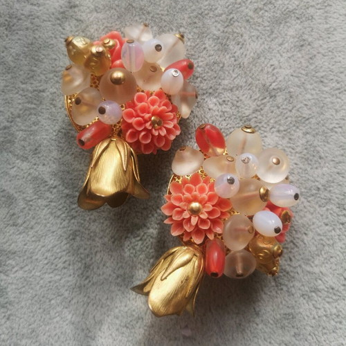 Vintage Faux Bijoux Clip Earrings used, multicolor