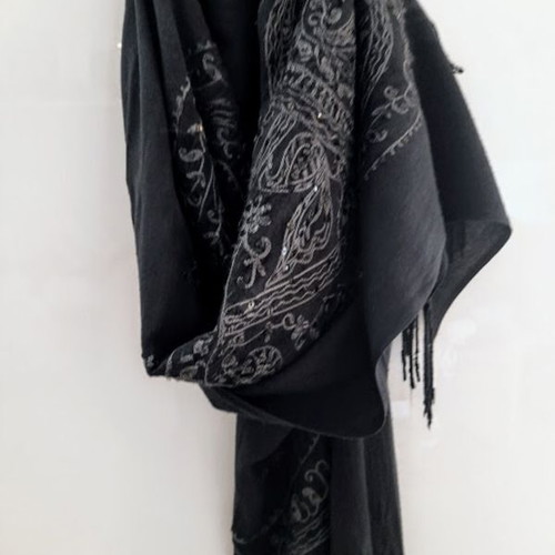 Viscose scarf with embroidered sequins used, black and grey