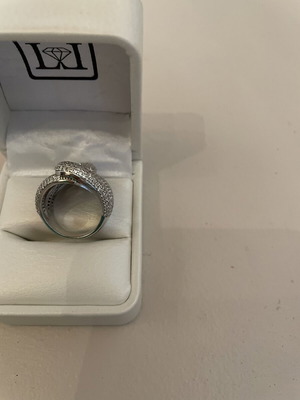 Folli Follie ring like new, silver