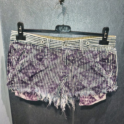 Vintage Acid Washed Denim Shorts purple and white like new