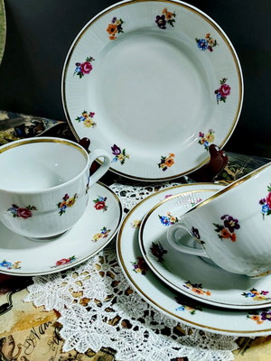Porcelain Coffee and Dessert Sets like new, set of two