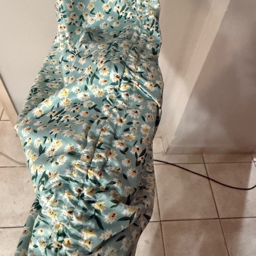 Dress new, size S with adjustable ruching