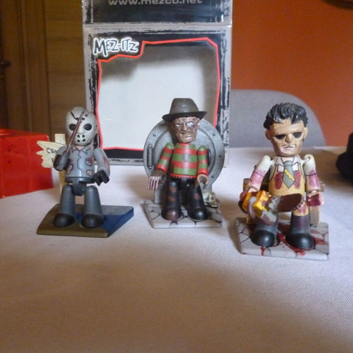 Mezco Cinema Of Fear Series 1 figures