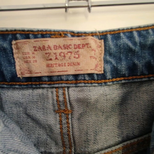 Zara mini denim skirt with buttons like new