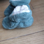 Fleece Baby Slippers like new, size 6–18 months, warm and soft