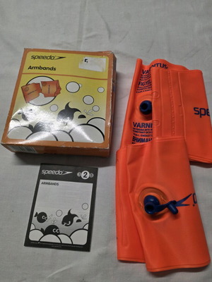 Μπρατσάκια κολύμβησης Speedo καινούργια για 12+ χρονών ή 60+ κιλά