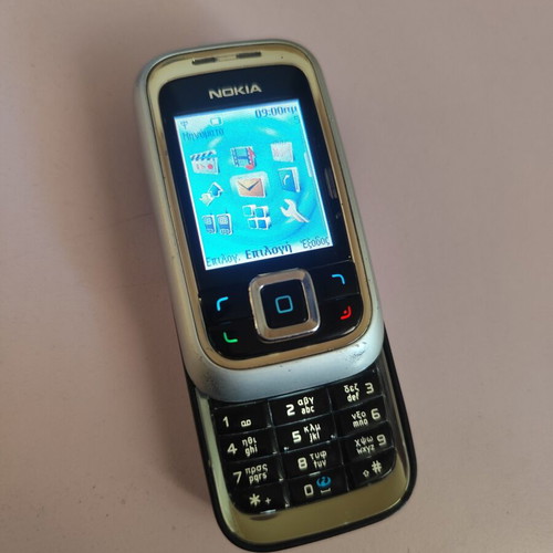 Nokia 6111 used, silver, up to 7.9 MP camera