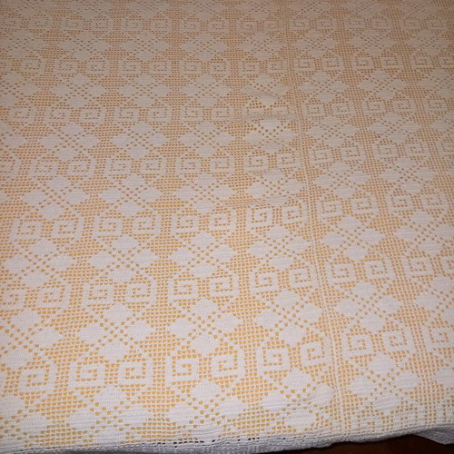 Handmade blanket with pillowcase like new, white