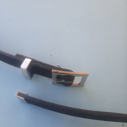 H&M women's belt narrow black like new, size 95