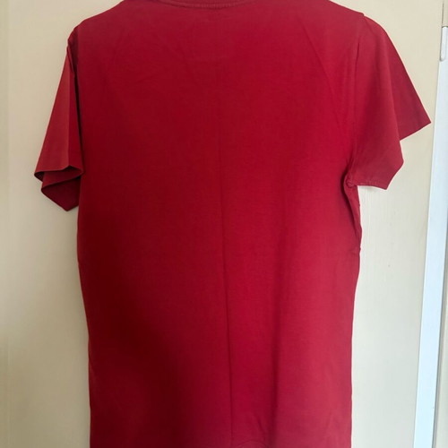 Replay short-sleeve shirt used, size M, red with stain and stitch