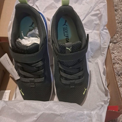 Adidas kids sports shoes size 33 new gray