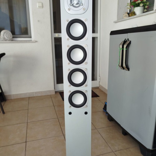 Home Cinema 5.1 Crystal Audio with Radio Amplifier like new