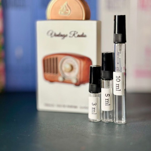 Lattafa Vintage Radio Eau de Parfum 3 ml new, authentic decant