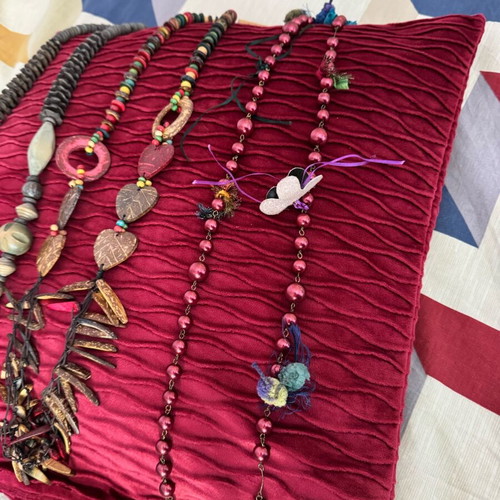Handmade necklaces set of three like new