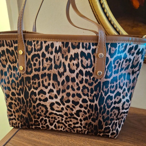 WOMEN'S LEOPARD ANIMAL PRINT BAG BRAND NEW