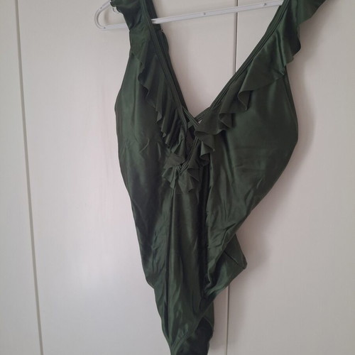 Anel swimsuit large like new