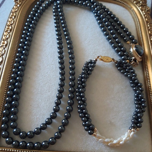 Vintage jewelry set with hematite and baroque pearls used