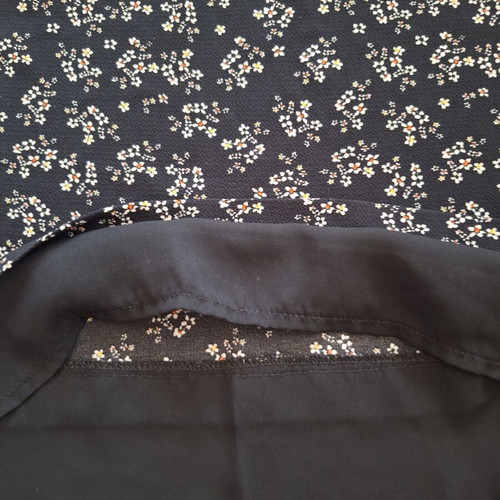 Sleeveless floral top Pimkie like new, black and white, size S
