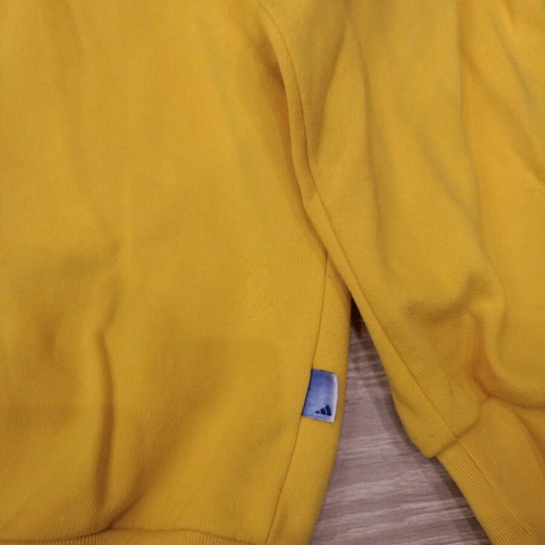 Adidas vintage sweatshirt used, yellow with blue logo, size M