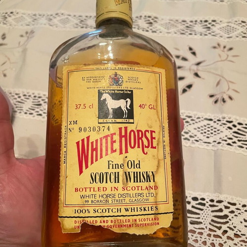 White Horse whiskey new, vintage 375ml bottle 70s80s