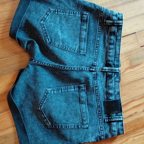 Women's black denim shorts, slightly stretchy