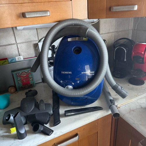 Siemens Synchro Power Vacuum Cleaner 1600W used with accessories