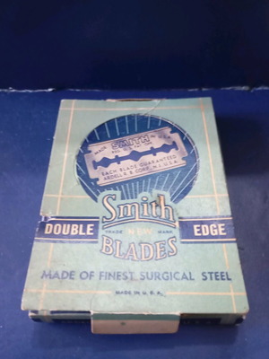 Vintage razor blades used, box with 19 packs