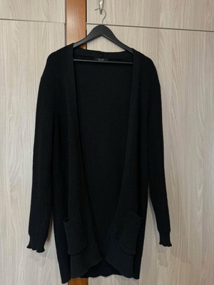 Bershka black long sleeve jacket like new, size M